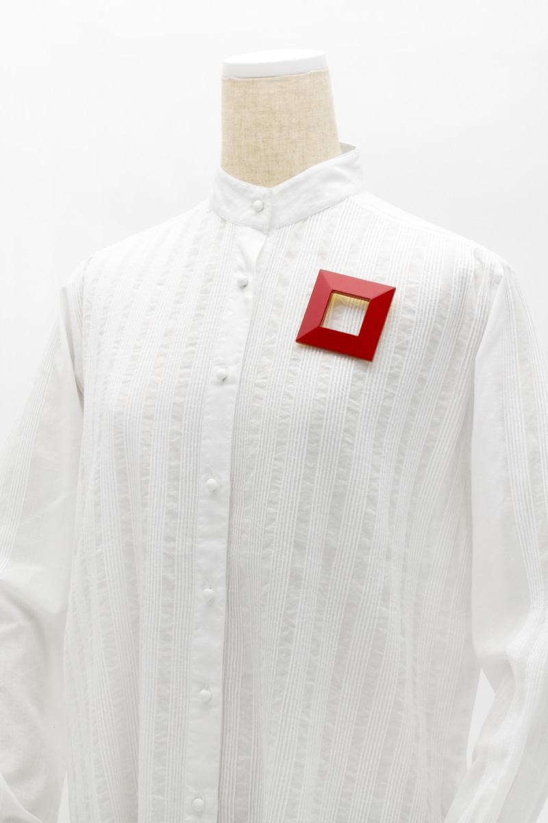 フライブローチ額入り装飾品 co21_top.jpg